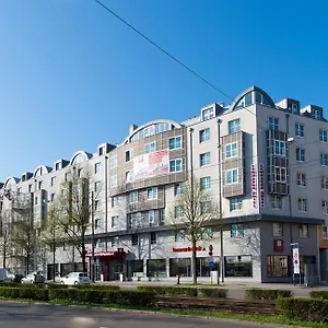 Leonardo Olympiapark Hotel Munich